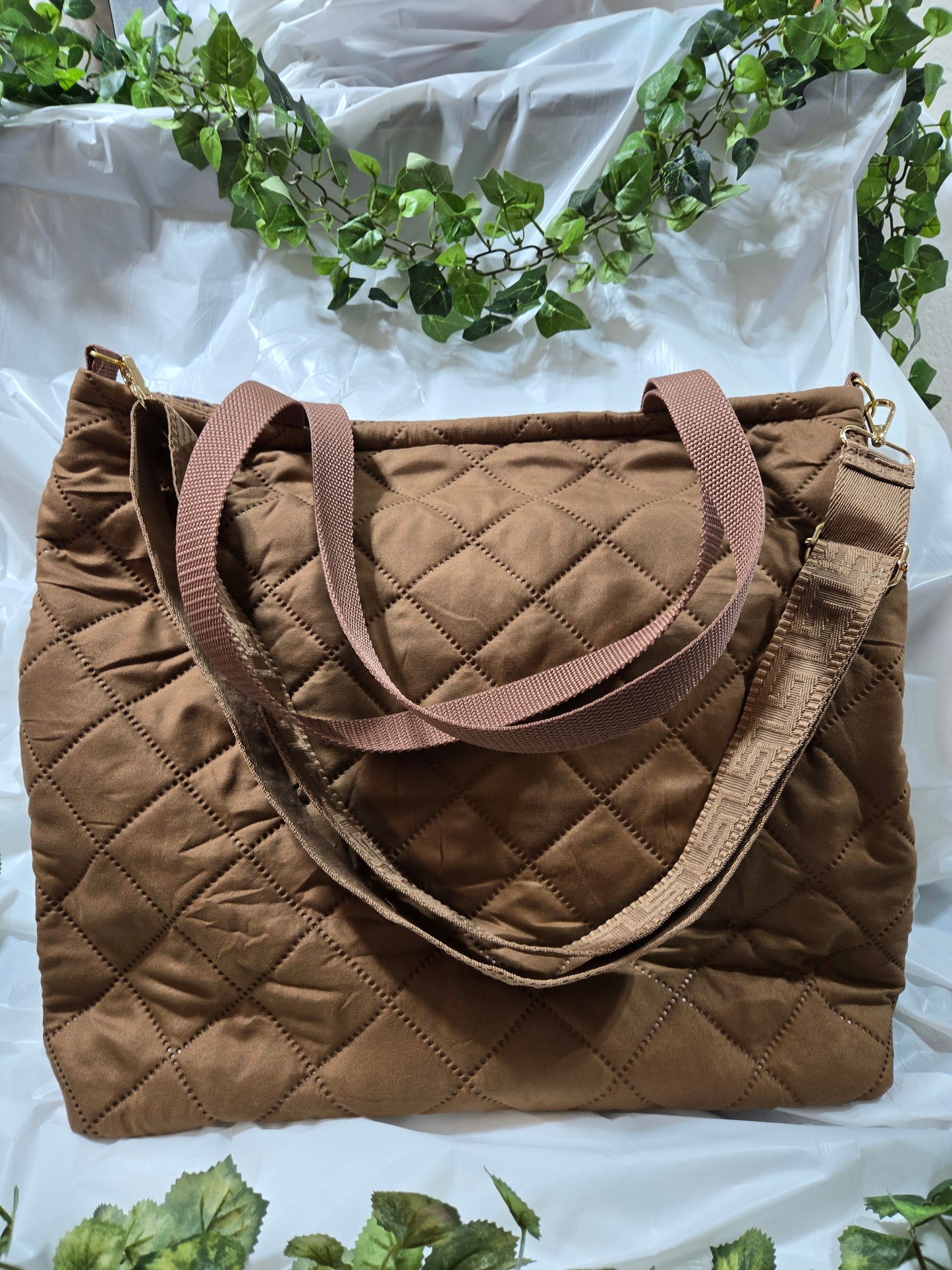 Kissin' Kate Barlow Large Crossbody Tote